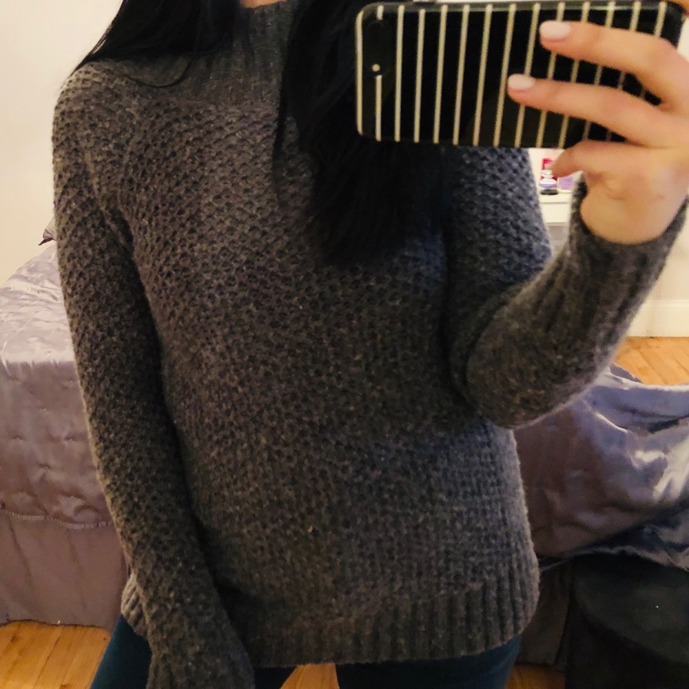 American Eagle Gray // Jegging Sweater